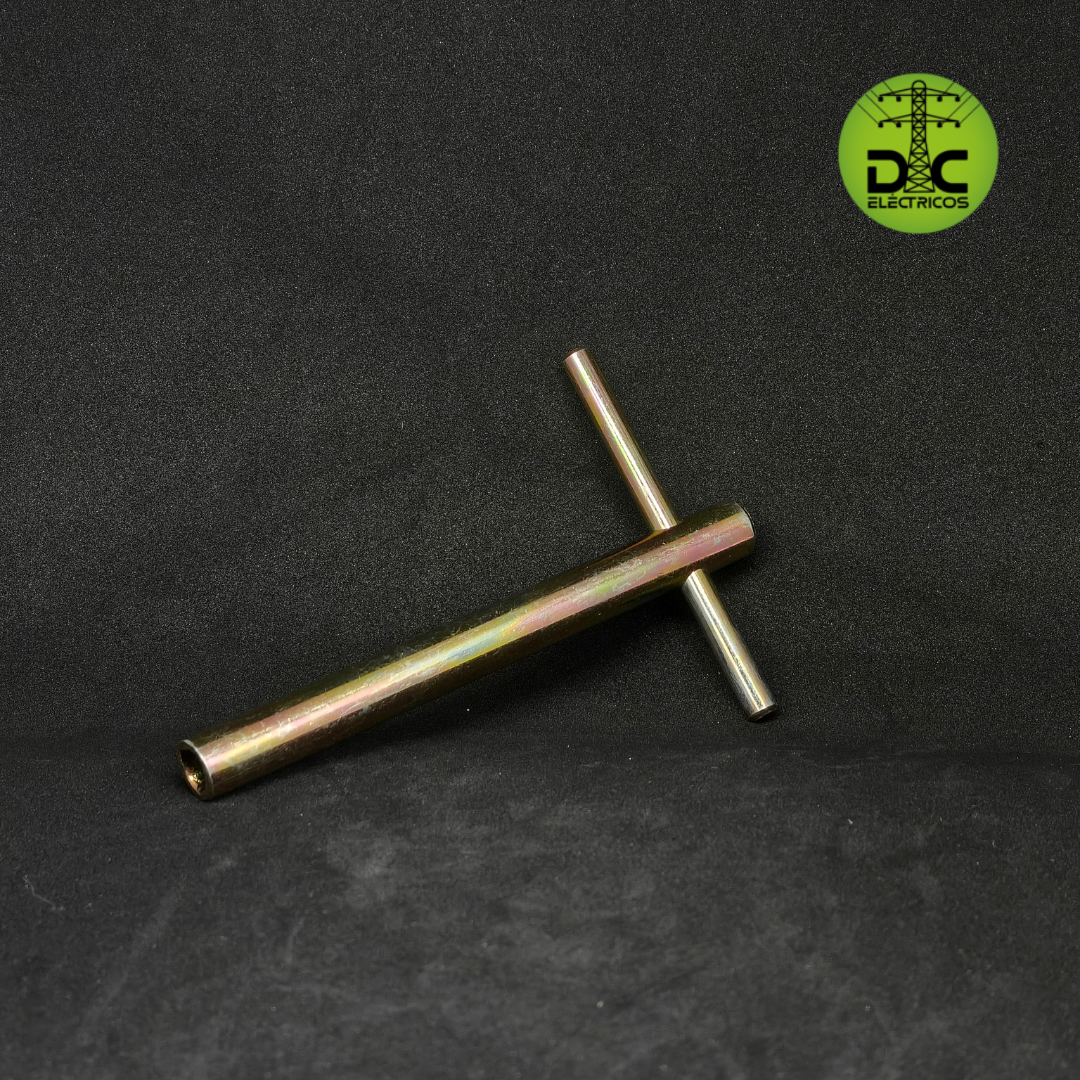 llave triangular para contador larga pesada